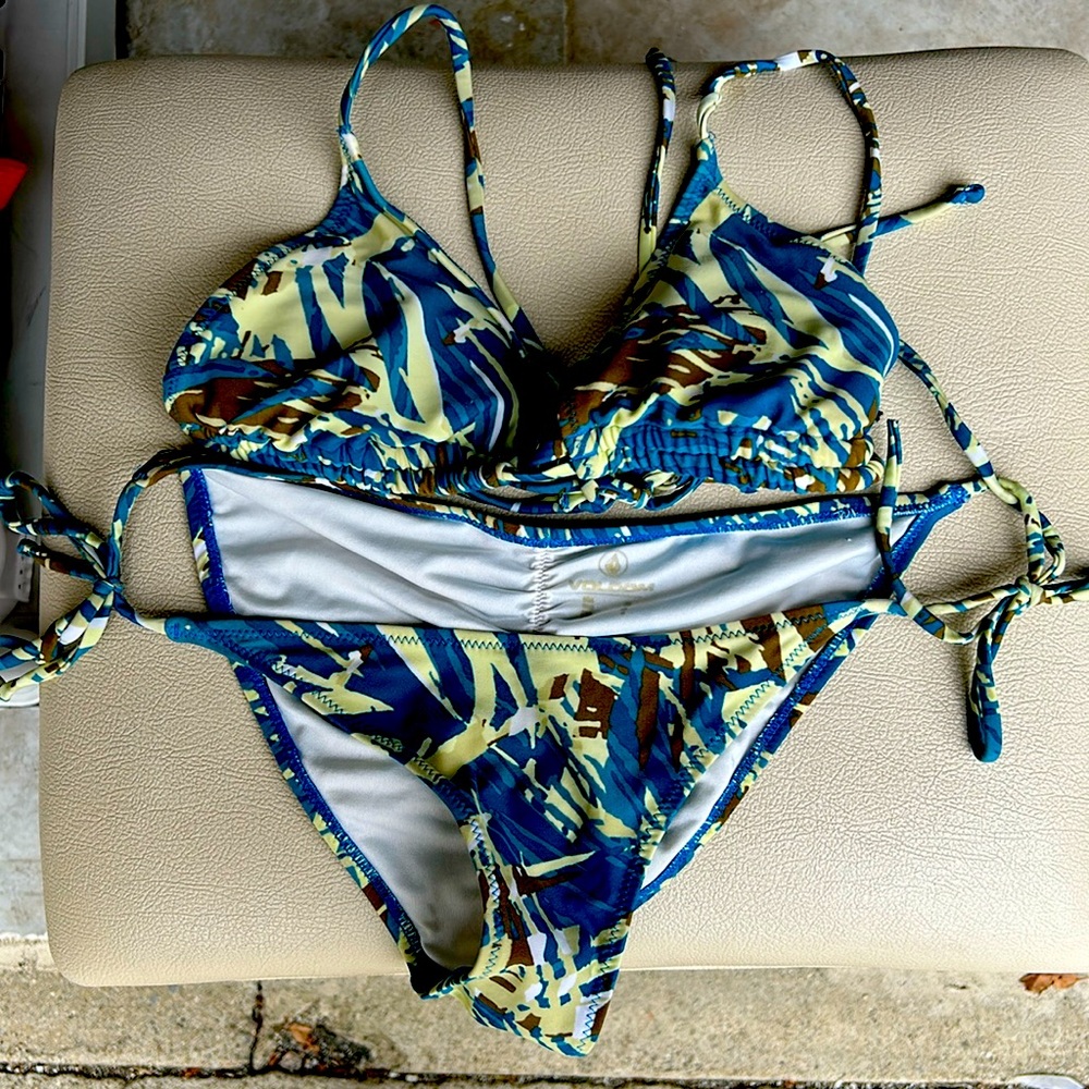 Volcom Bikini Set Small Blue Pattern - image 1